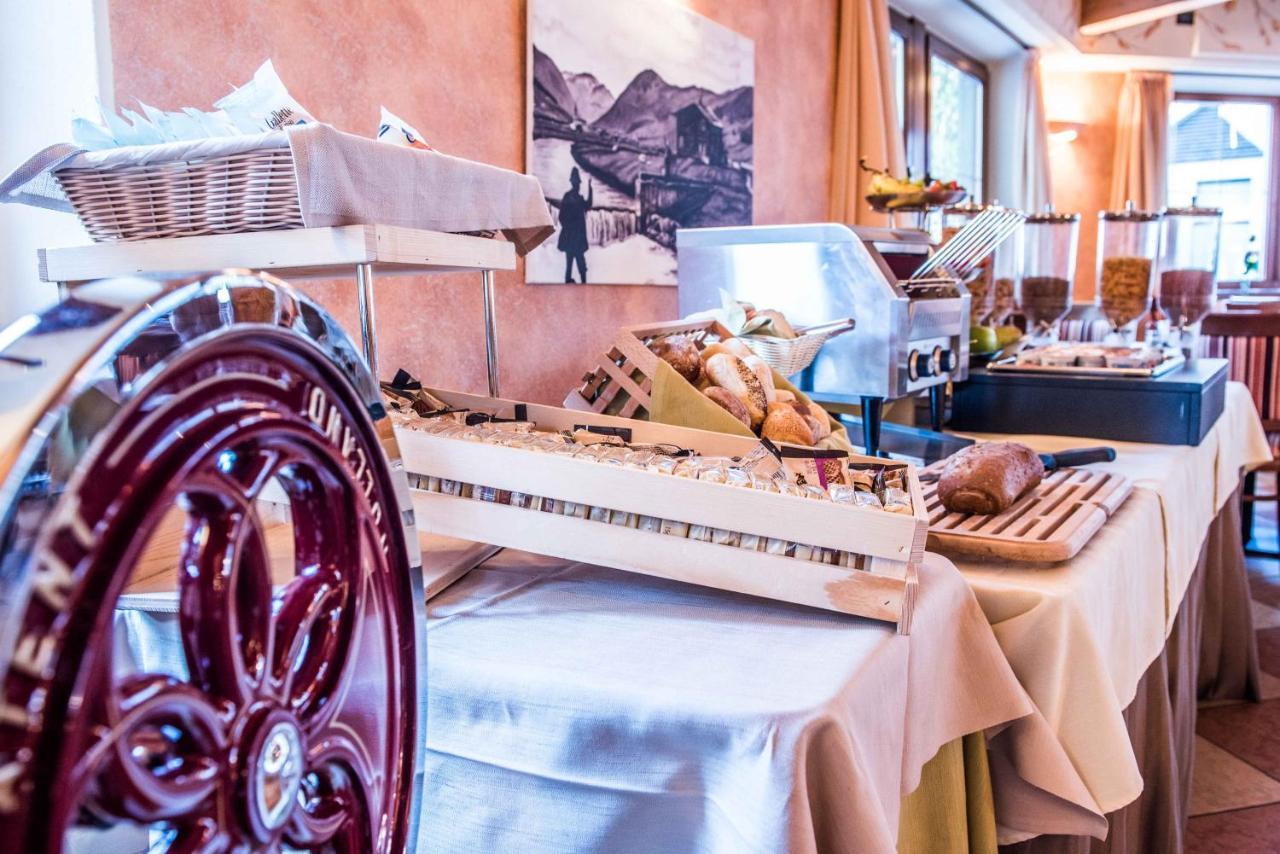 Hotel Angelica Livigno Luaran gambar